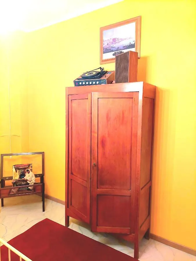 Apartment Opera...Home Naples